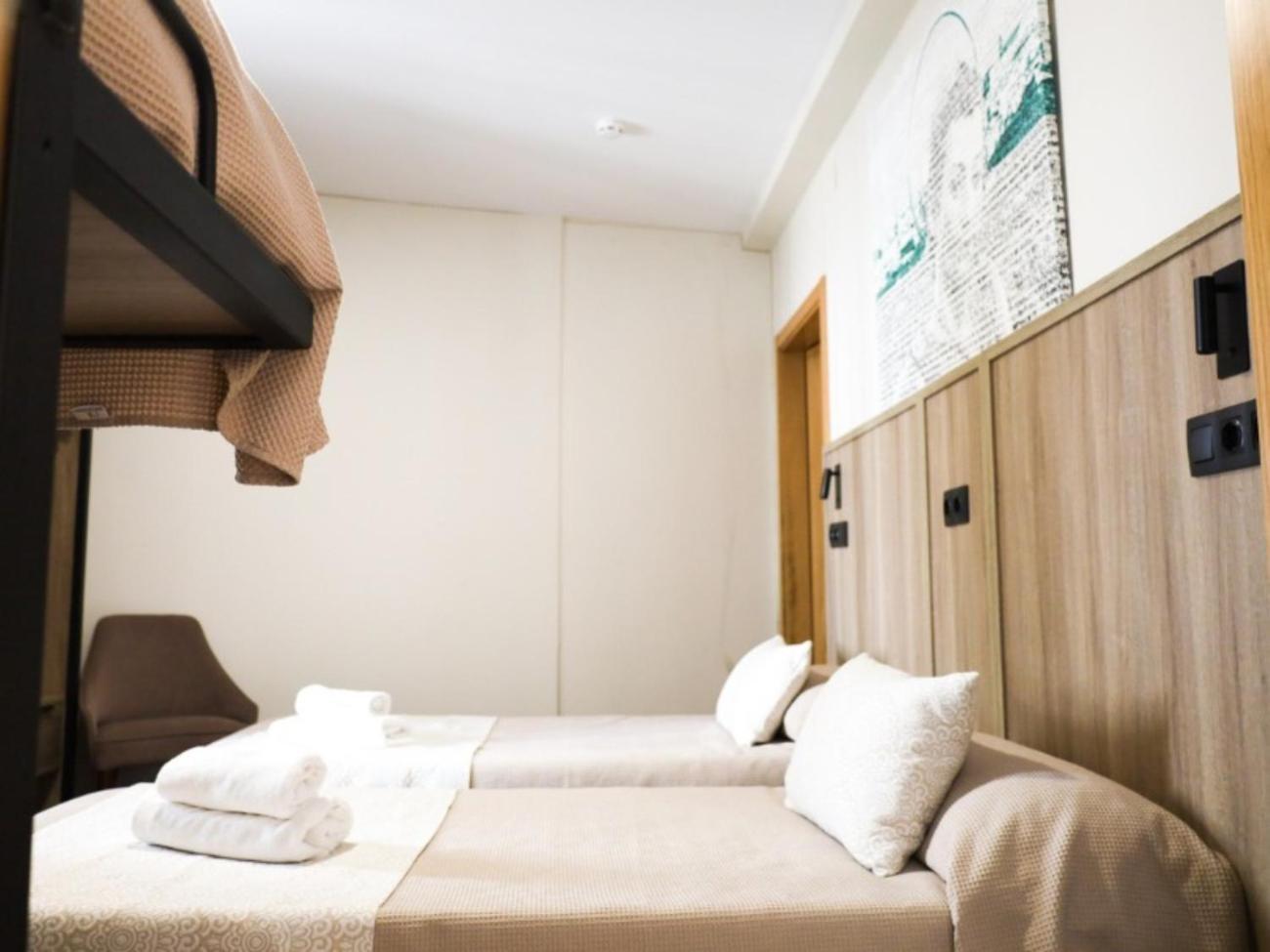 Hospedium Dlj Hostal Tematico Desde La Juderia Arjona 외부 사진